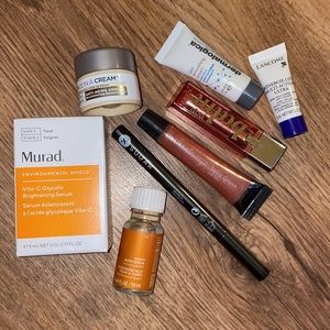 Sample skincare gift bag